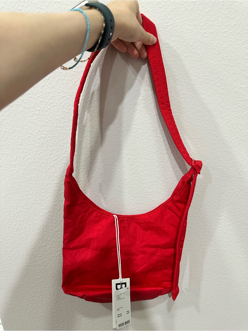 BAGGU Small Nylon Sling Bag